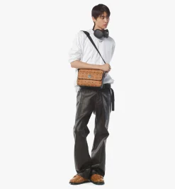 Aren Messenger-Tasche In Visetos