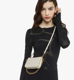 Aren Pouch Aus Gepragtem Leder Mit Reissverschluss Und Monogramm