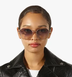 Modifizierte Rechteckige Sonnenbrille Mit Kettengliedern