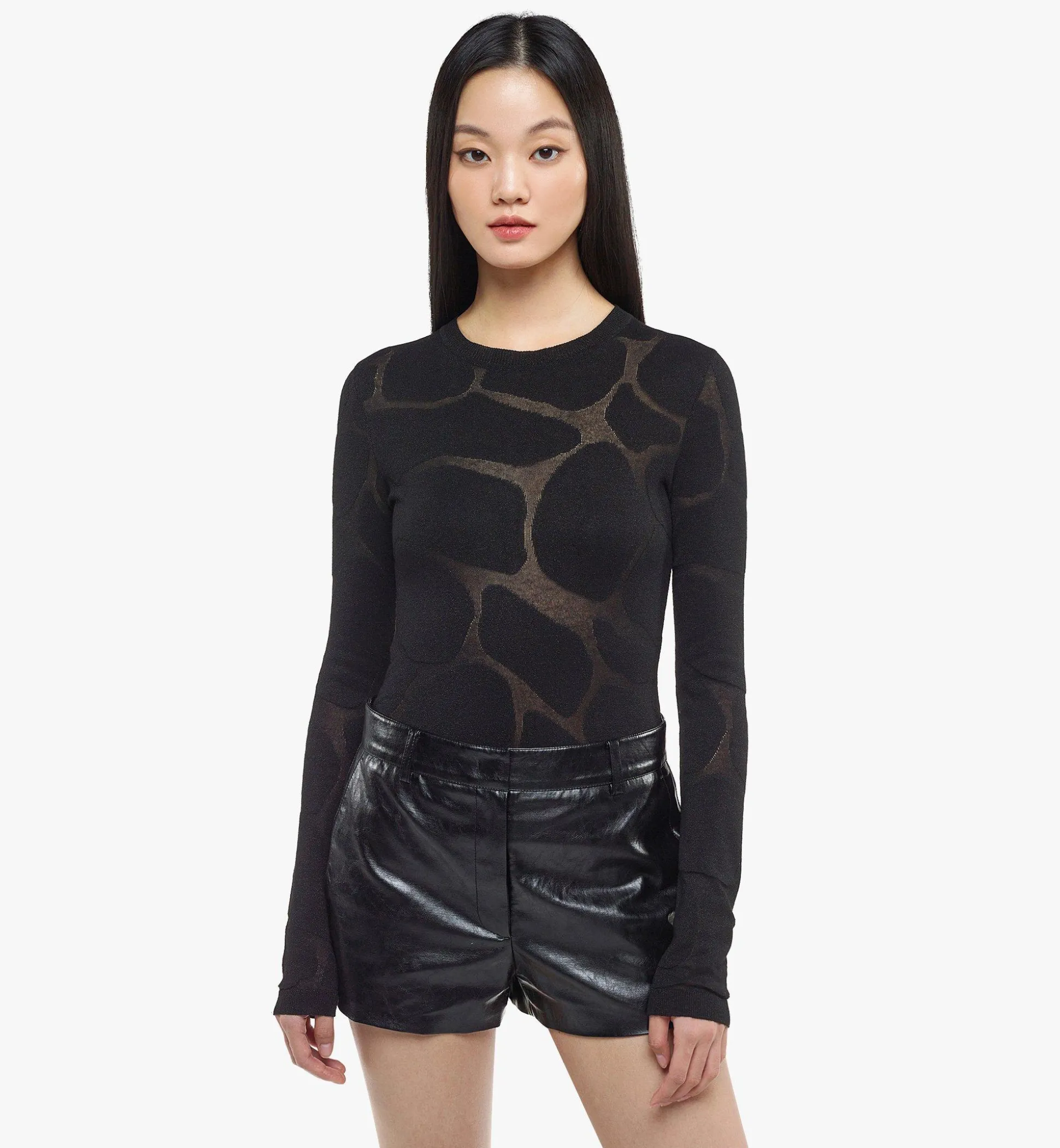 Shorts Aus Geknautschtem Kunstleder Fur Damen